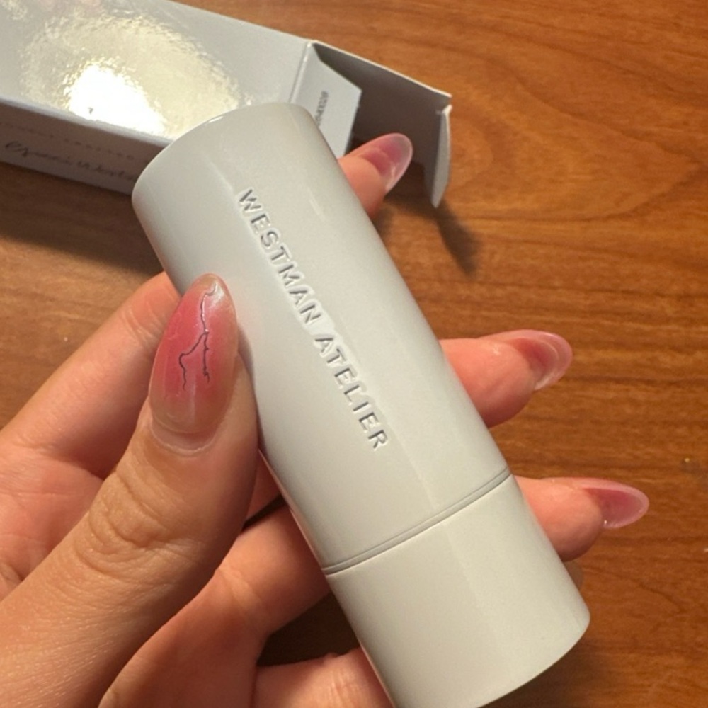 Westman Atelier Hydrobalm Tinted Lipstick - Bright Pink - Picture 2 of 3